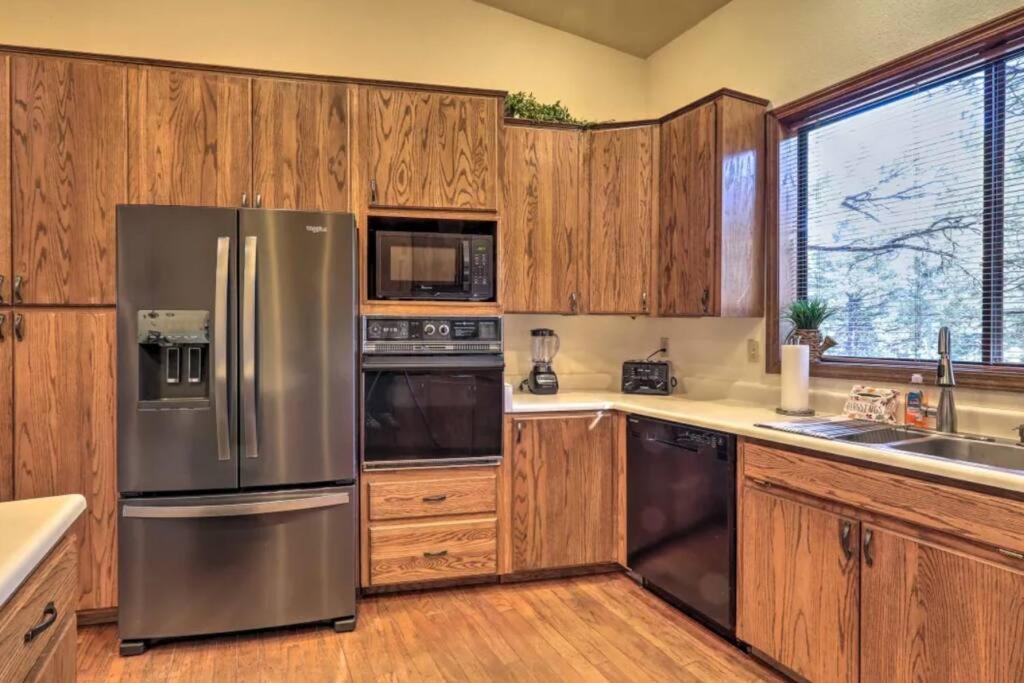 Kathys Cabin, King Bed, Hot Tub, Near-Nau & Downtown Attractions, Perfect Year-Round Mountain Getaway Flagstaff Exteriér fotografie